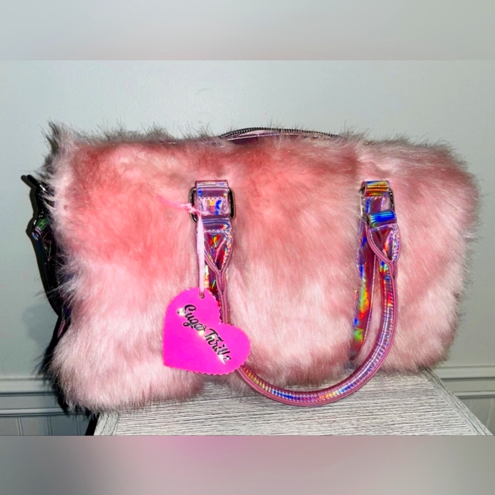 Dollskill Sugar Thrillz Pink Weekender Bag